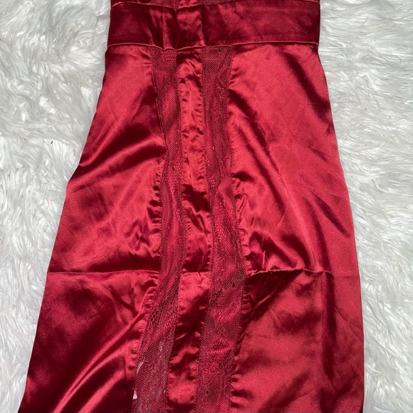 Dress - Picture 5 of 5